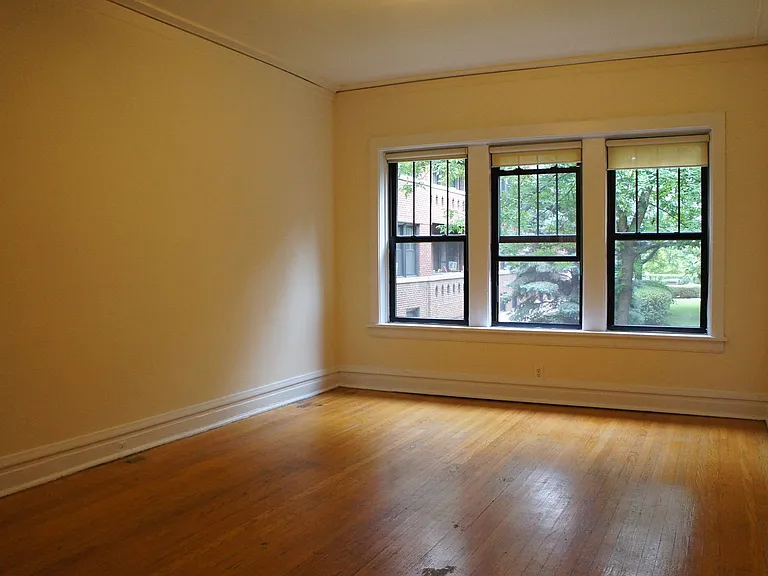 2516 N. Kedzie LP — Photo 19