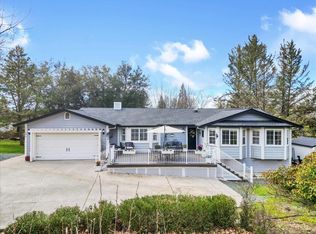17686 Lake Forest Dr, Penn Valley, CA 95946