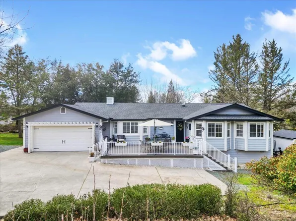 17686 Lake Forest Dr, Penn Valley, CA 95946