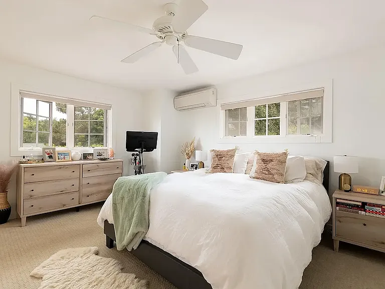 3062 Lucinda Ln — Photo 12