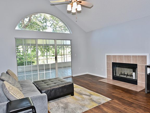 3rd image of 317 Village Dr