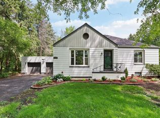 13316 W Forest Dr, New Berlin, WI 53151