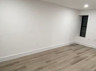169 E 105th St #B1, New York, NY 10029