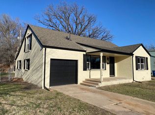 714 S Prairie Park Rd, Wichita, KS 67218
