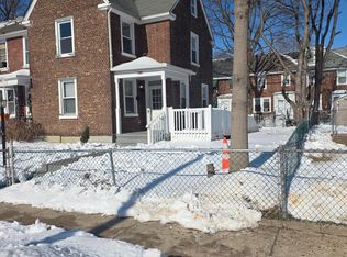 1085 Niagara Rd, Camden, NJ 08104