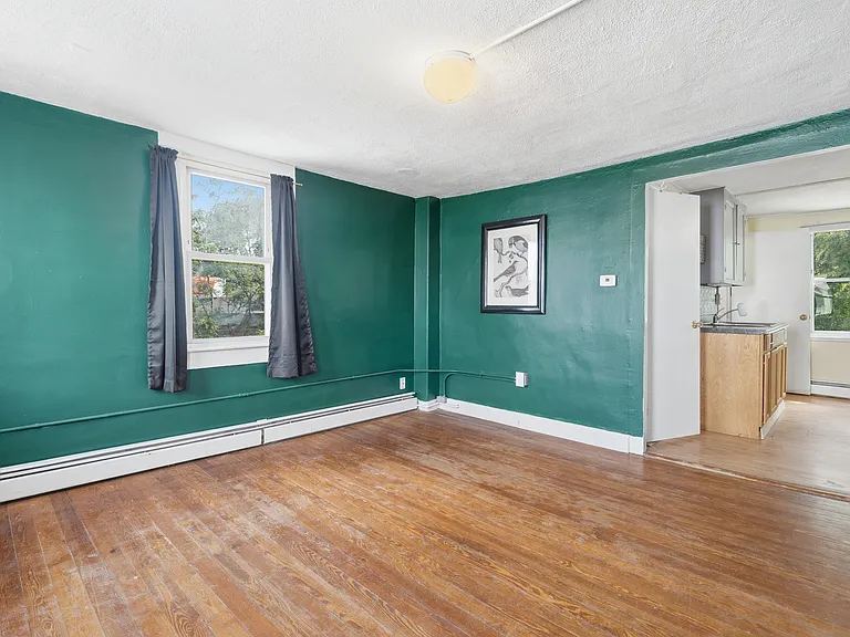 2154 Broad St #2 — Photo 2
