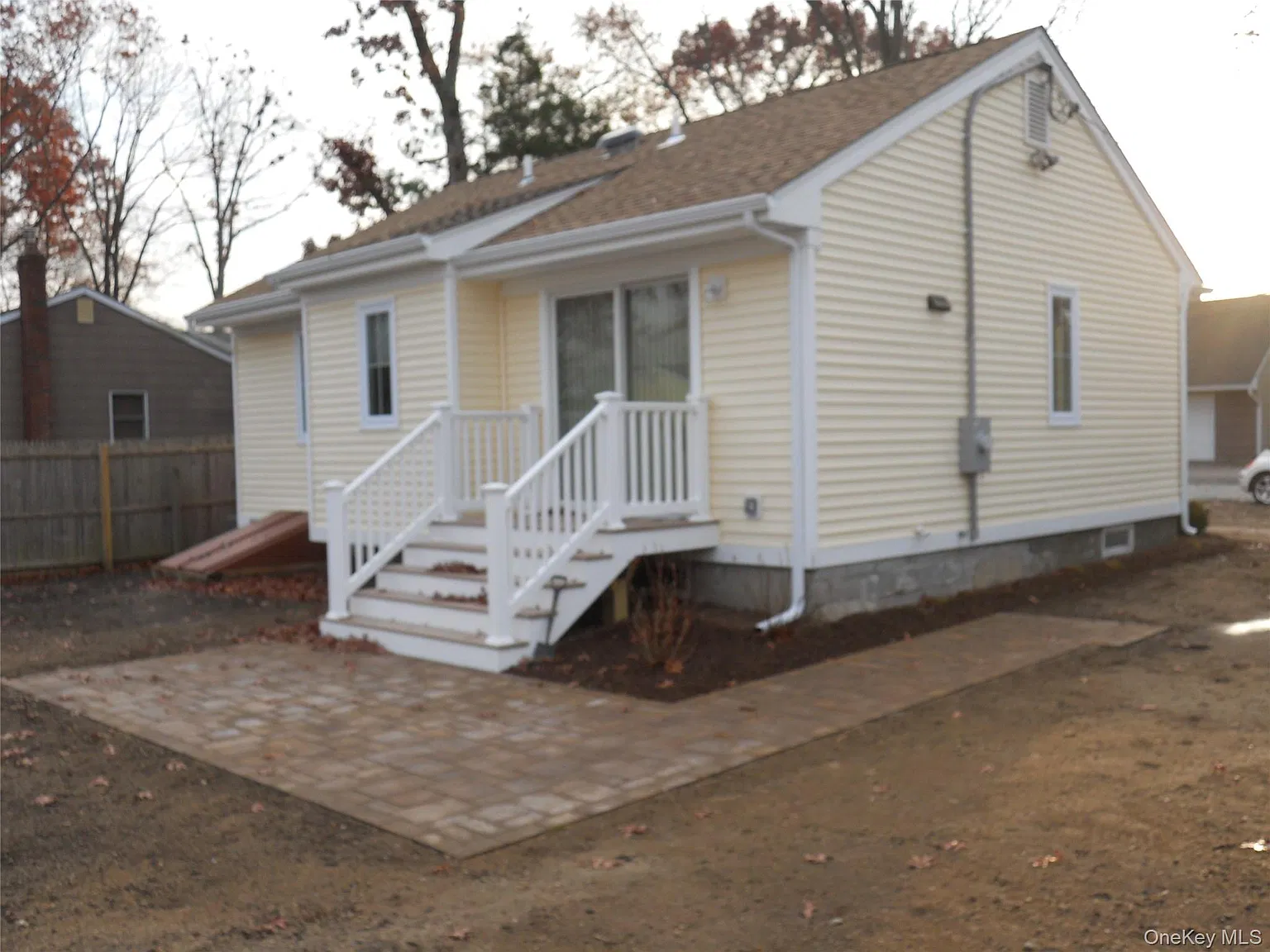 2 bed, 1.0 bath, 744 sqft, $3,000 — Photo 2