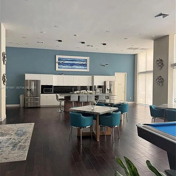 18800 NE 29th Ave #822 — Photo 37