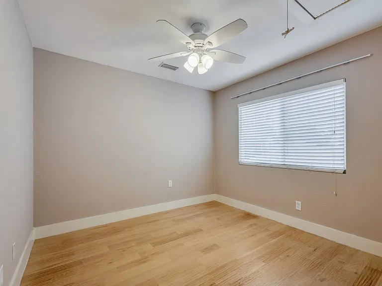 7923 Abbey Rd — Photo 18