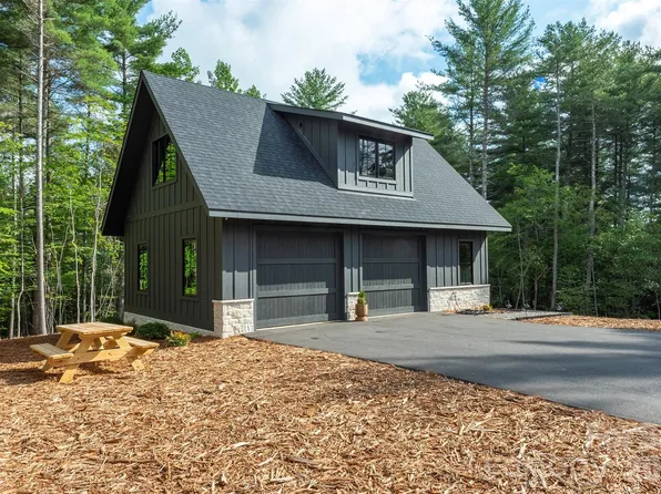 1156 Campbells Trce, Nebo, NC 28761