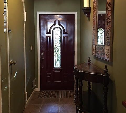 3rd image of 137 Russek Dr