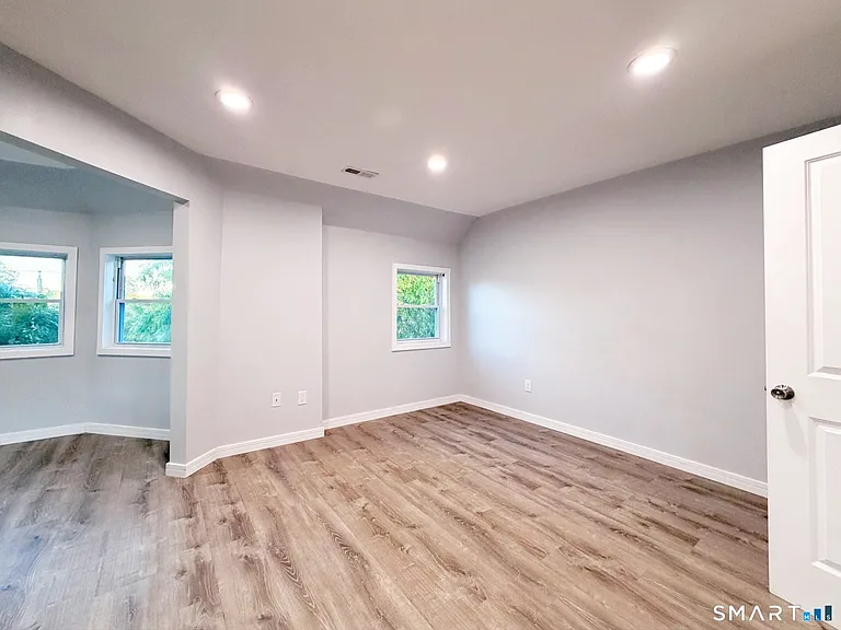 310 Alden Ave #B — Photo 19