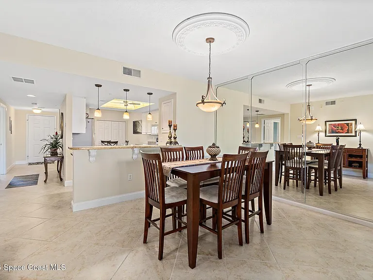 601 Shorewood Dr #G505 — Photo 13