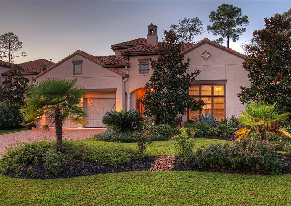 1st image of 23 Camelot Oaks Ct