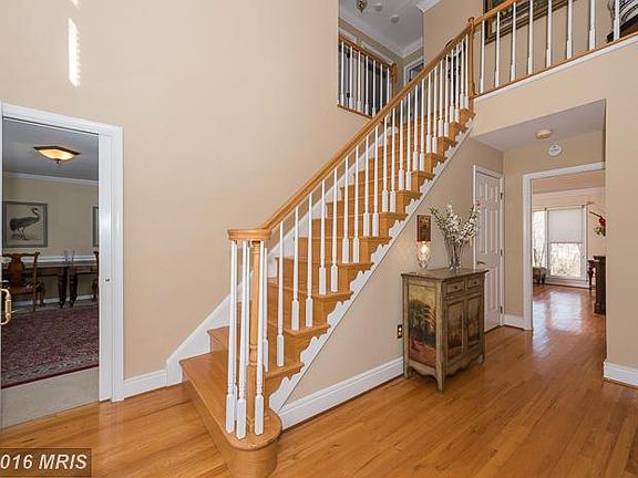 3rd image of 11801 Arthur Ln