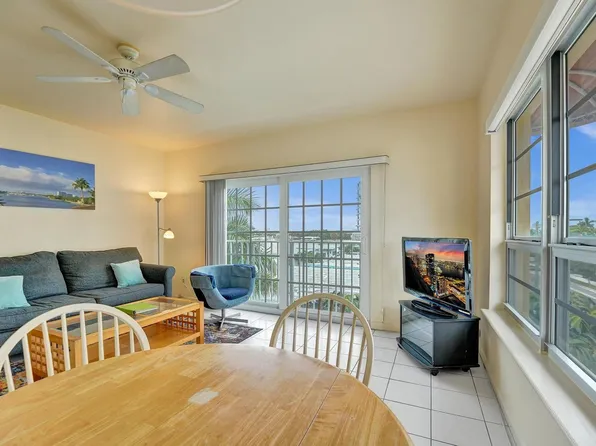 2908 Bayshore Dr, Fort Lauderdale, FL