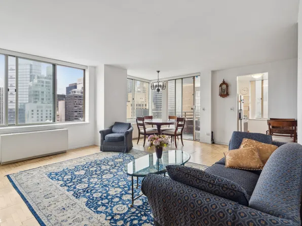 236 East 47th Street 31F image 1 of 8