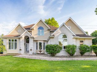 2507 Ridgetop Rd, Ames, IA 50014