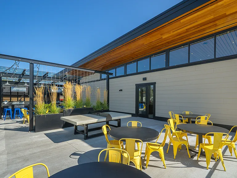 Rivers Edge Apartments — Photo 34