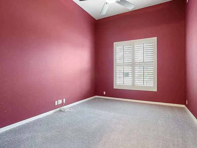 19841 Strathmore Pl — Photo 28