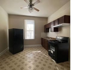 8755 S Colfax Ave, Chicago, IL 60617