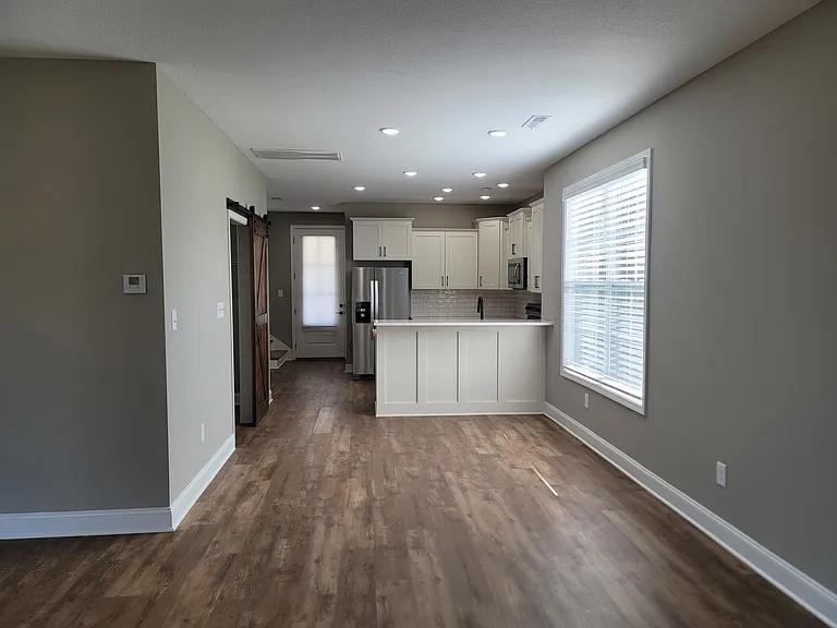7009 Wright Rd — Photo 12
