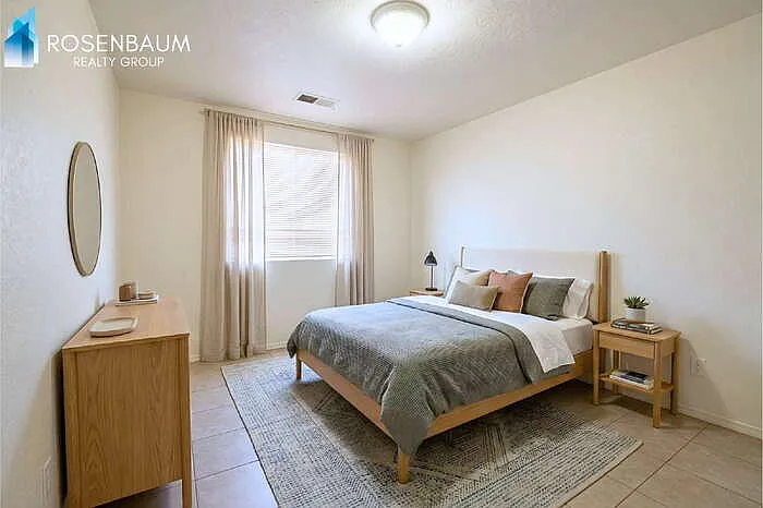 1702 W Shangri La Rd #3 — Photo 7
