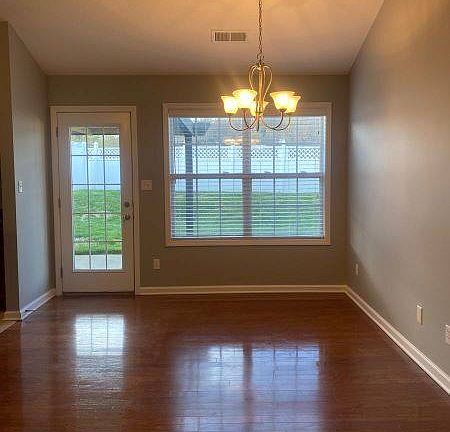 3rd image of 8106 Gatekeeper Way