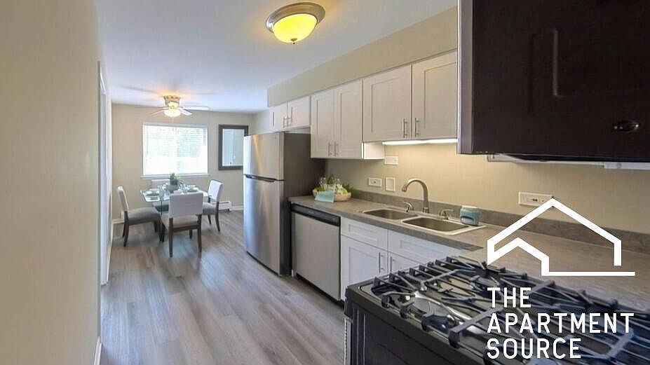 1st image of 10060 Holly Ln #2F