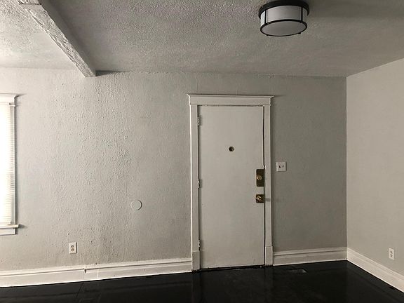 2nd image of 8134 Ellerton Ave