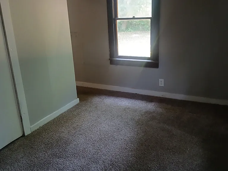 8956 Adams Ave — Photo 7