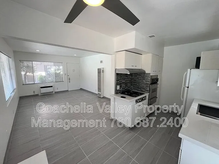 2290 S Palm Canyon Dr #4 — Photo 9