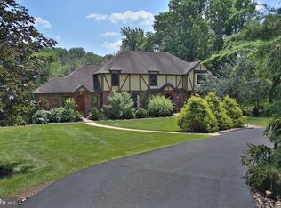 45 Spring Mount Rd, Schwenksville, PA 19473