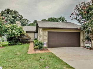406 Sparrow Hawk Ct, Greer, SC 29650