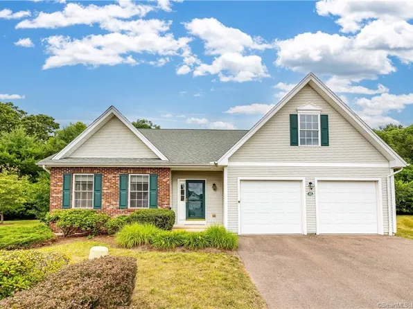 45 Cantone Circle #45, Manchester, CT 06040