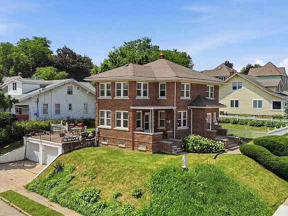 3rd image of 1206 Loras Blvd