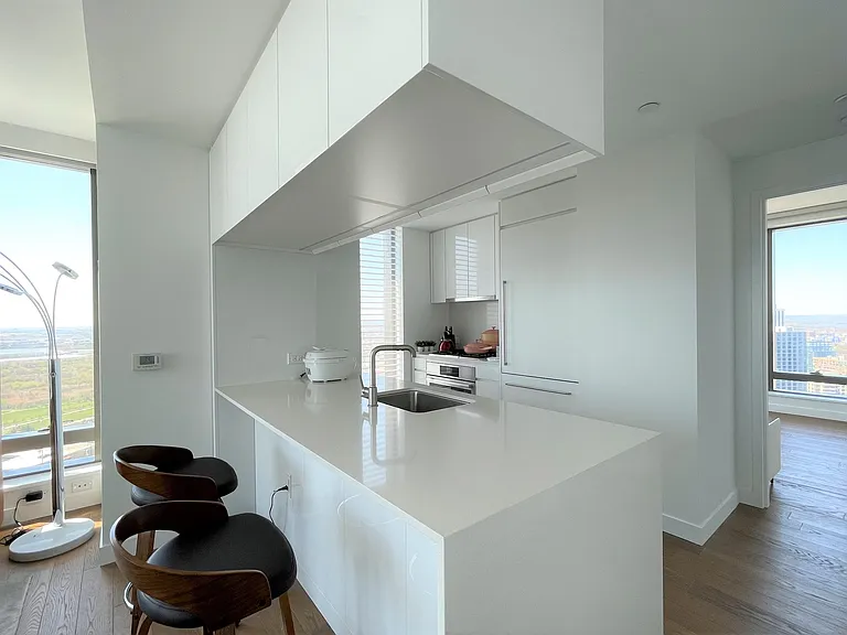 99 Hudson St #5311 — Photo 7