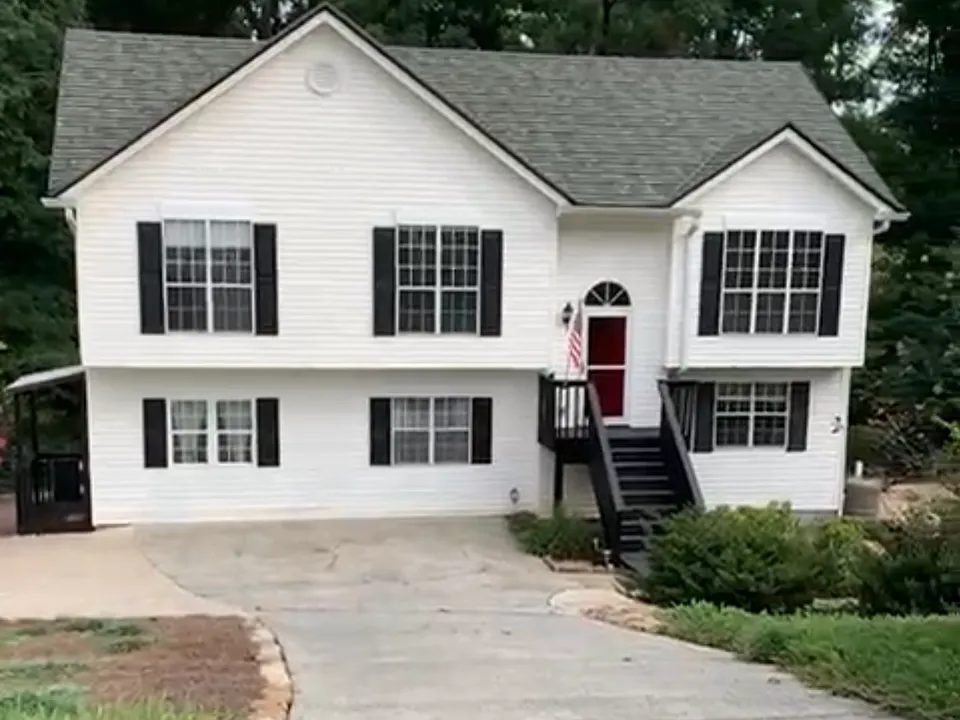 3108 Courtland Cir