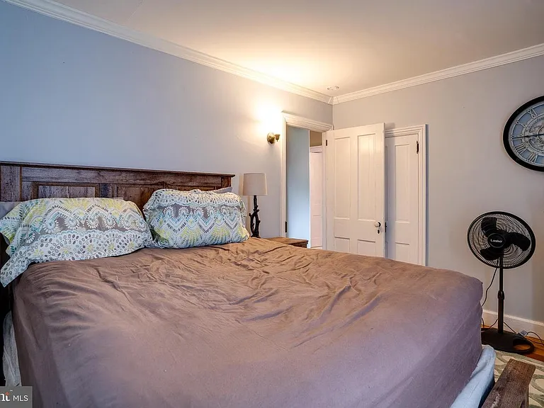 14 Elizabeth St #1 — Photo 13