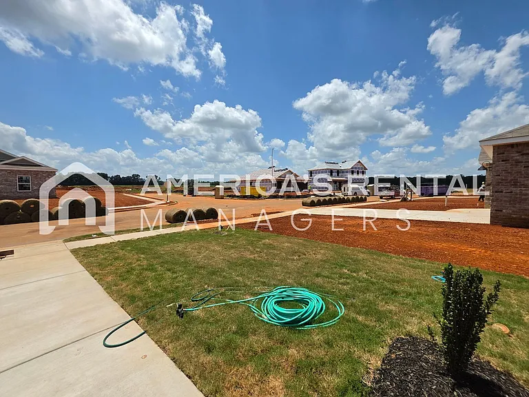 181 Keller Dr — Photo 22