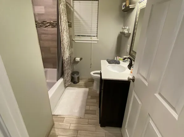 151 Saratoga Dr, San Antonio, TX 78213