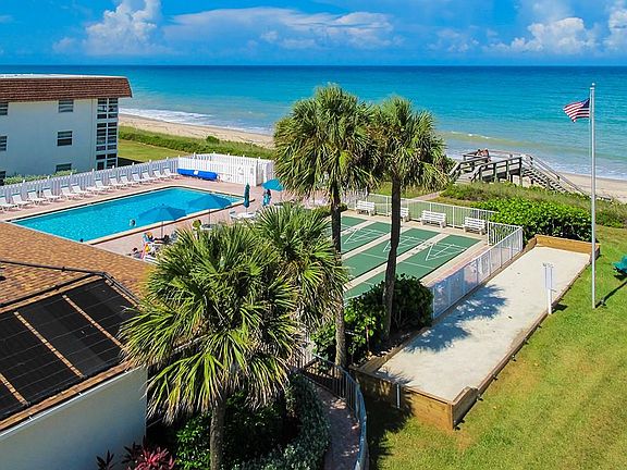 3rd image of 5400 Highway A1a