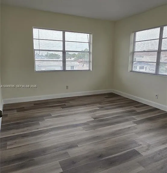9041 Harding Ave #3 — Photo 13