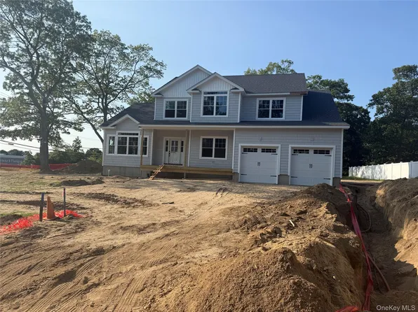 1 lotto Court, Lake Grove, NY 11755