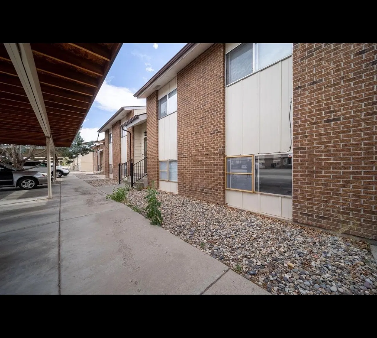 2 bed, 1022 sqft, $1,350 — Photo 1