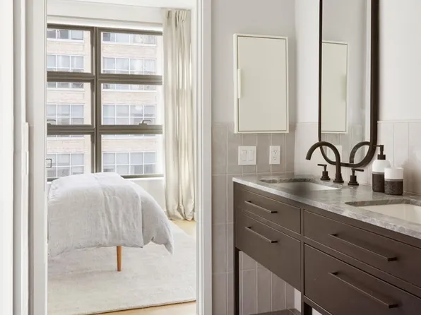 547 West 47th Street image 11 of 36