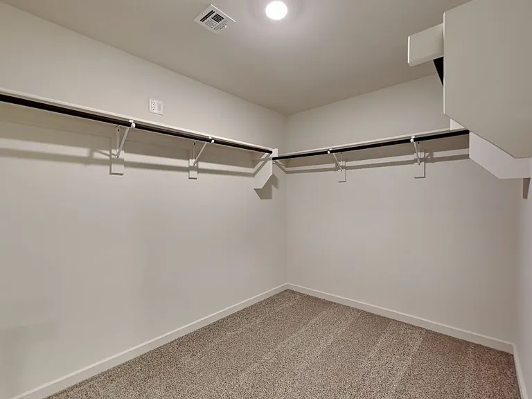 2604 Kathleens Xing — Photo 10