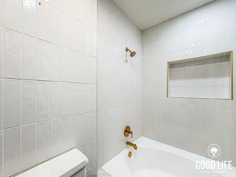 2349 Altisma Way #B — Photo 14