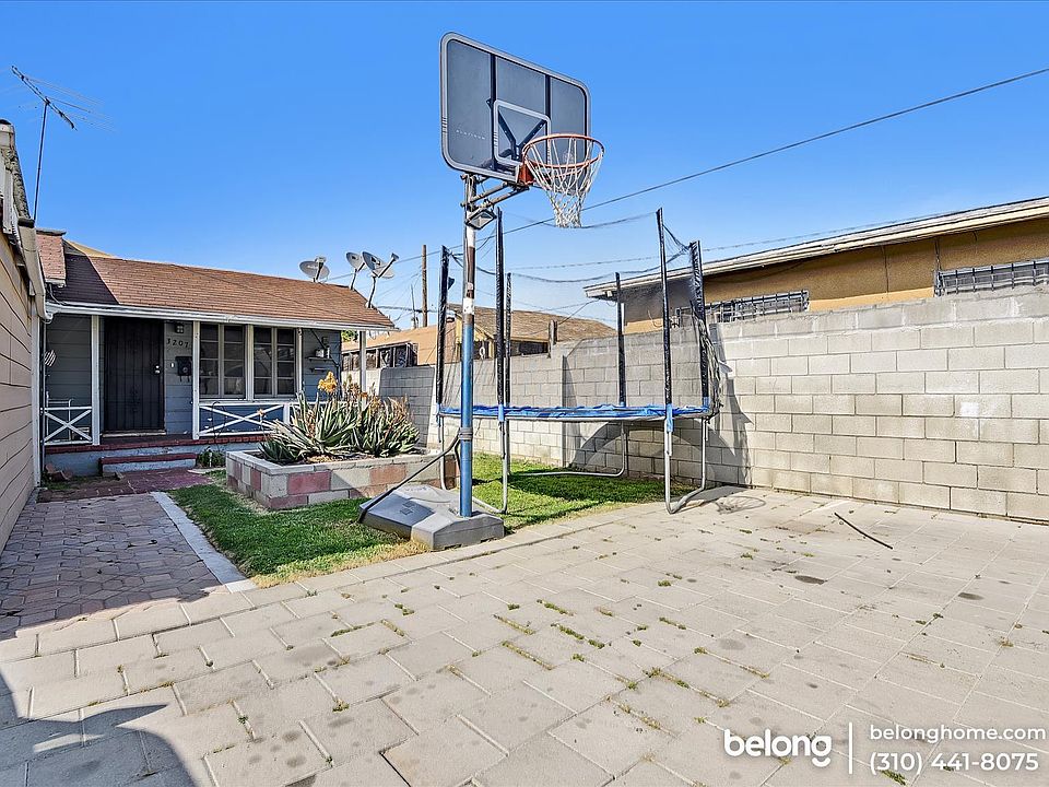 1st image of 3207 W 112th St #B