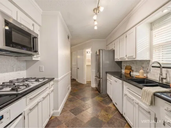 8324 Moorcroft Dr, Dallas, TX 75228